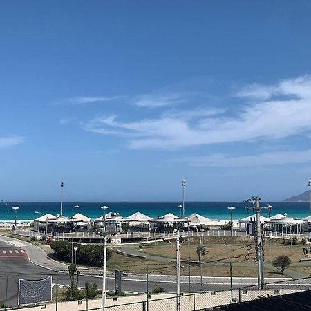 Beira Mar Na Praia Do Forte - Cabo Frio Rj Esterno foto